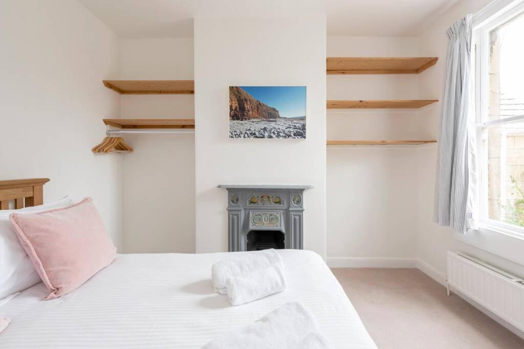 Spacious House - 2 Double Rooms - Street Parking - Garden Bath Exterior foto